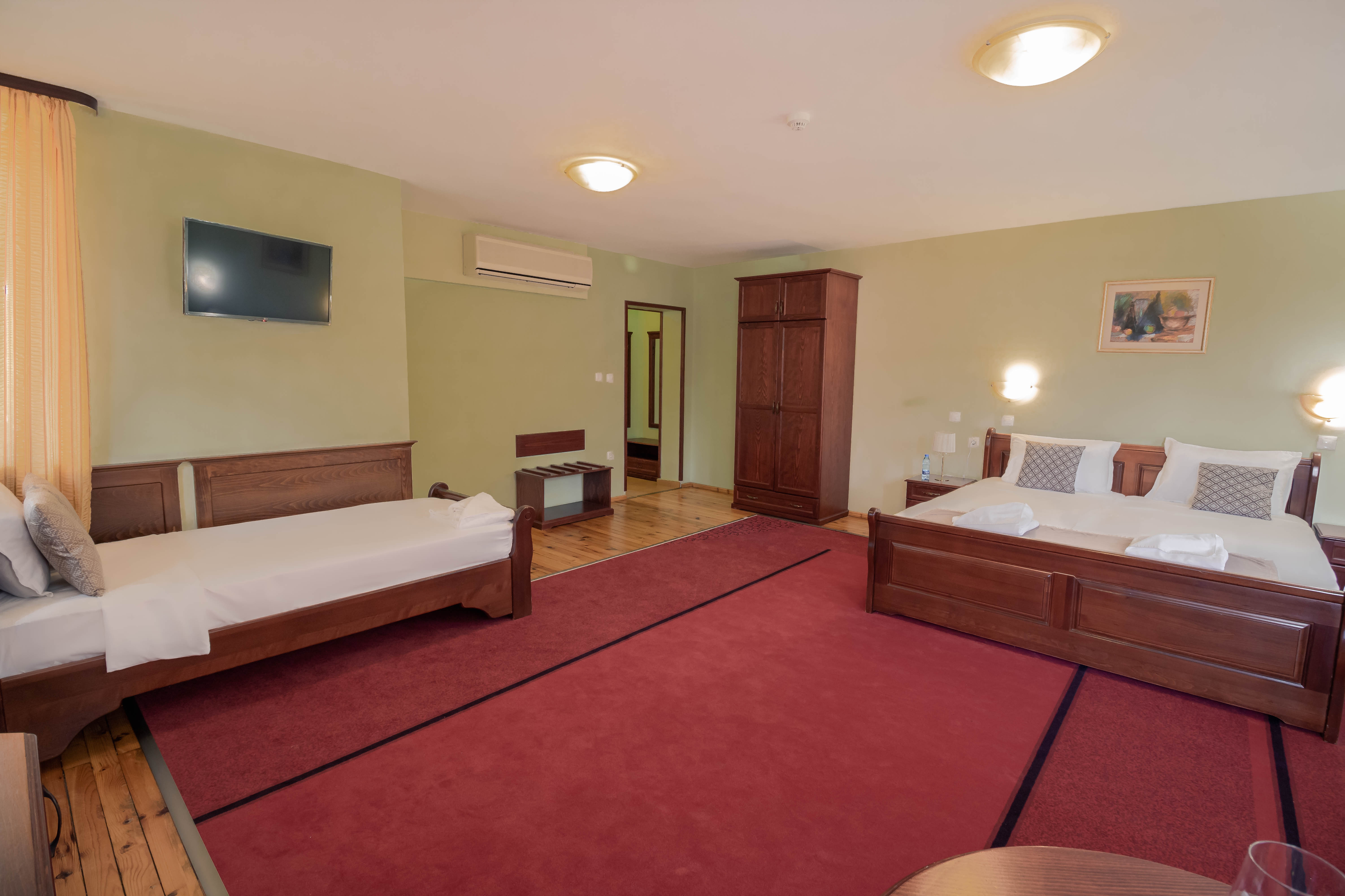 Triple room